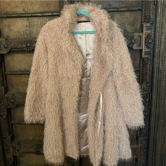 Anthropologie Jackets & Blazers - Fuzzy Pink Anthropologie Hazel Hazel Jacket